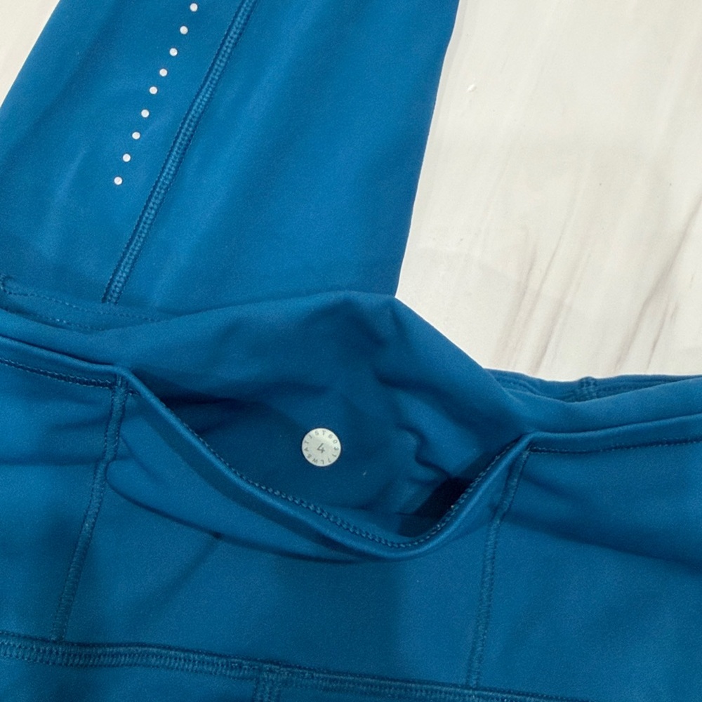 Lululemon FAST AND FREE TIGHT 25" *NULUX Teal Blue Leggings Size 4 - Picture 4 of 6